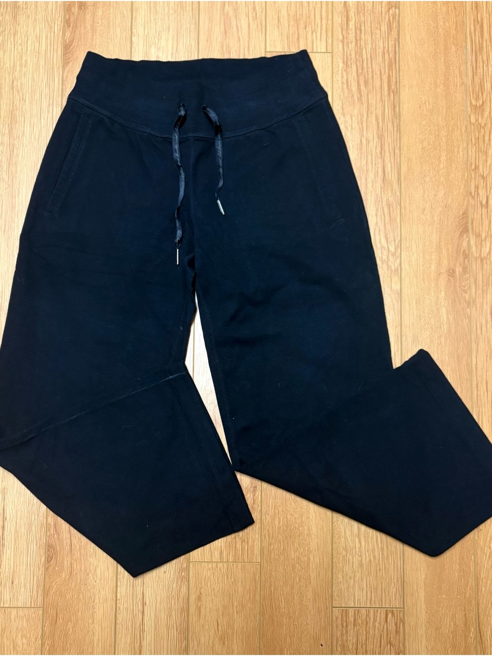lululemon athletics Black Scuba Straight Leg Pants - Short